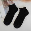 Calcetines de mujer de color liso fabricantes suministran calcetines de encaje japonés lindos tobilleros de verano con oreja de madera tubo corto calcetines jk al por mayor