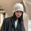 Gorro XinxuanNuevo de estilo japonés con estampado de letras, protección para las orejas y diseño de turbante