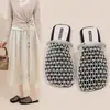 Medias zapatillas de malla para mujer con punta abierta para uso en exteriores, nuevo estilo de verano 2026, sandalias de playa cómodas transpirables huecas estilo romano con suela gruesa