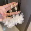 Pendientes de Flor de Tela para Jardín de Monet Super Hada Dulce Temperamento Pendientes Versátiles Moda Alto Sentido de Gama Pendientes Nicho para Mujeres