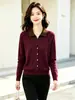 Top de punto de manga larga con cuello, estilo falso dos piezas, corto, suéter de moda para mujeres de mediana edad y mayores, top de punto para mamás