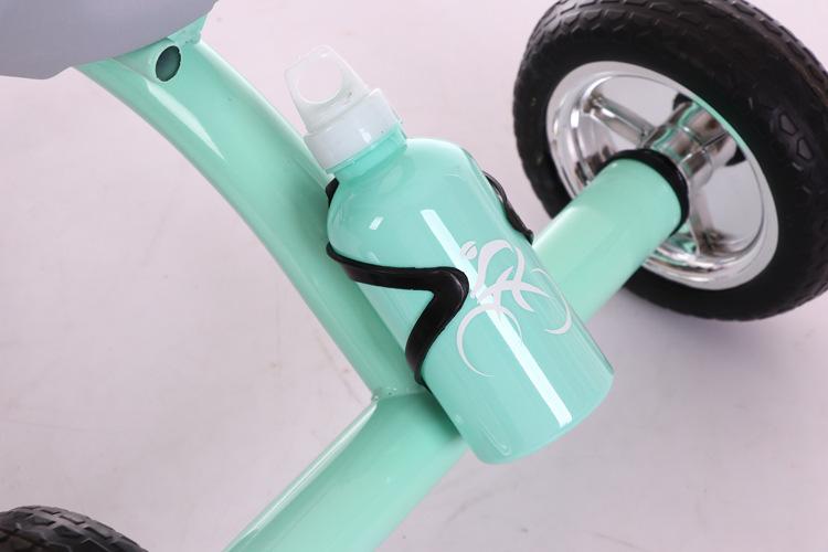 9243869079_1403472883