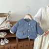 Chaqueta Ligera de Plumas para Bebé Modelo Otoño Invierno 2026 Abrigo de Plumas de Invierno para Bebé Pequeño Relleno de Plumas de Pato Blanco Parte Superior Cálida