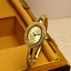 Reloj Pulsera Cuadrado Dorado con Perlas para Mujer, Nicho de Lujo Ligero, Estilo Antiguo, Metal Retro Simple, Exquisito Reloj de Cuarzo