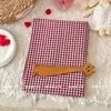 Tejido de hilo teñido lavado de algodón puro, tejido a cuadros estilo coreano con patrón Chaoyang rojo, adecuado para ropa de mujer, ropa infantil, bolsos, accesorios para el cabello y coleteros DIY