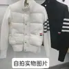 Jaqueta de Inverno Tricotada Patchwork Curta Grossa Quente de Algodão com Gola Alta - Novo Design Fashion de Alto Padrão 2025