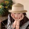 Sombrero de paja tejido de ala plana estilo francés para mujer, estilo vacacional de verano, sombrero de protección solar para la playa, sombrero de sol de alta gama