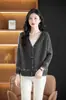 Cardigan de Punto de Cuello V Estilo Coreano Nueva Colección Primavera y Otoño 2025 Suéter Holgado a la Moda para Madres Tops de Moda para Usar con la Tendencia