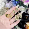 Versa Pendientes de Botón Doble Flor Ópera Italiana Buqilla Encaje de Esmalte de Color Diamante Trébol Anillo Abierto