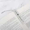Marcapáginas de acero inoxidable con forma de hoja transfronteriza de Europa y Estados Unidos, ideal como recuerdo para profesores, amantes de los libros y estudiantes.