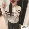 Cardigan de Tricô Casual Solto com Listras e Manga Longa Estilo Academia para Mulheres, Nova Tendência de Suéter Versátil de Gola Redonda com Botões para o Outono