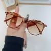 2024 Nuevo Estilo Coreano Moda Tendencia Gafas de Sol para Mujer Protección Solar para Exteriores Gafas de Sol con Filtro Solar Venta Directa al por Mayor de Fábrica