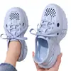 Zuecos de verano para mujer para exteriores, modelo nuevo 2026, con plataforma para aumentar altura, suela gruesa, resistentes al desgaste, antideslizantes, resistentes a olores, sandalias con soporte para el arco para hombre
