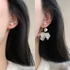 Brincos de Tarraxa Acrílicos Pérola Brilhante Elegantes Estilo Francês Retrô Parecendo Fadas Leve Luxo Moda de Ponta Versáteis para Mulheres