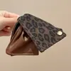 Pinzas para el pelo grandes de otoño e invierno para mujeres con cabello grueso, con un lujoso diseño de felpa, adecuadas para la parte trasera de la cabeza, accesorios para el cabello estilo pinza de tiburón