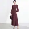 Vestido Miyake Alta Calidad Mangas de Linterna Color Sólido Cintura Alta Falda de Línea A Adelgazante Elegante Temperamento Moderno Versátil Falda Larga