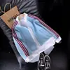 Sudadera cárdigan de estilo americano con rayas de gofre y cuello alto para hombre, otoño casual elegante de alta gama, chaqueta deportiva para pareja