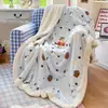 Manta de forro polar de leche, manta para siesta de oficina, chal de forro polar de cordero, manta pequeña, manta para dormitorio de estudiante, manta de sofá, sábana