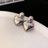 Pendientes de Corazón Rojo Ankora Simples Versátiles Moda Pendientes de Moda Nicho Pendientes de Personalidad de Gama Alta para Mujeres