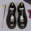 Nuevos zapatos Derby brogue para hombre, zapatos de cuero con suela gruesa, que aumentan la altura, cuero genuino, cuero pulido, zapatos de negocios casuales para hombre
