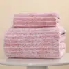 Toalla de Terciopelo Coral Toalla de Baño Secado Rápido Engrosada Toalla de Regalo Publicitario Toalla para Piscina Toalla de Gimnasio Salón de Belleza Toalla de Baño Grande