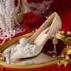 Otoño 2023 Nuevo tacón de aguja Mariposa de perla color sólido escote bajo tacones altos zapatos de mujer de caña baja escote bajo