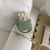 Bolso Pequeño de Mano Casual de Moda y Estilo Trendy para Mujer 2026 Nuevo Bolso Cubo Trendy para Llevar en la Mano o Cruzado