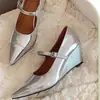 Sapatos do mesmo estilo de Yi Mengling, sapatos de fada para combinar com saias, sapatos de herdeira rica, sapatos de salto plataforma branco, bico fino, nicho Margiela