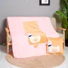 Manta Colcha de Doble Propósito Dos en Uno Dibujos Animados Siesta de Oficina Cojín Pequeño Cojín Plegable Manta para Aire Acondicionado de Coche