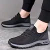 Sapatos Esportivos Finos de Verão para Homens de Comércio Exterior, Tênis Casuais Respiráveis de Malha Fly-Woven, Tênis Esportivos Leves para Corrida com Cadarço para Homens