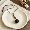 Estilo Dinheiro Velho Estilo Chinês! Colar com Pingente Marrom para Mulheres, Corrente de Clavícula de Luxo de Alto Padrão, Acessório Longo de Verão