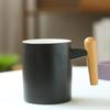 Taza de cerámica de estilo nórdico con tapa y asa de madera, taza de agua, venta caliente transfronteriza, suministro de fábrica