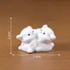 Lindo peluche de cachorro blanco, perfecto para decoraciones DIY de casas de muñecas, accesorios y exhibiciones de mesa en miniatura
