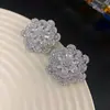 Pendientes de Zirconia Zirconia Aguja de Plata Industria Pesada Atmosféricos Pendientes de Botón Flor Tridimensional Romántica Francesa Incrustados de Zircón