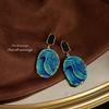 Pendientes de Botón de Lujo de Estilo Francés Vintage, Elegantes y Versátiles, Chapados en Plata con Diseño Elaborado, Pendientes de Declaración Hechos de Fábrica