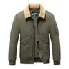 Popular chaqueta transfronteriza de lana de cordero para hombre, abrigo de algodón grueso estilo workwear con cuello vuelto para invierno, chaqueta retro para hombre con múltiples bolsillos y forro polar