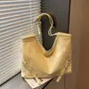 Bolsa Tote de Cor Retrô para Outono e Inverno, Grande Capacidade, Estilosa e Versátil, Bolsa de Ombro Texturizada, Bolsa de Mão de Nicho, Nova Bolsa de Axila