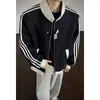 Chaqueta deportiva tipo patchwork estilo americano para hombre, abrigo de invierno pesado de marca de moda versátil para pareja, chaqueta de béisbol a rayas cool de la calle