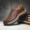 Sapatos Masculinos Casuais para Outono Inverno Transfronteiriços Sapatos Masculinos Tendência Slip-on Confortáveis Mocassins de Couro Genuíno Sapatos para Dirigir 8868