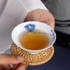 Taza cónica pintada a mano, taza pequeña individual de pared delgada para té, taza individual de cerámica para degustación, taza maestra de porcelana azul y blanca, taza individual para té kung fu