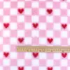 Tela de felpa estampada a cuadros de terciopelo de conejo con estampado a cuadros en forma de corazón de imitación de pelo de conejo para juguetes de mascotas, zapatos, sombreros y textiles para el hogar al por mayor