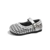 Zapatos de Cuero para Niñas 2026 Primavera Nuevo Estilo Zapatos Coreanos Trenzados de Encaje de Princesa con Correa Única Moda Planos Versátiles