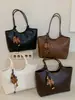 Bolso Tote Nuevo para Mujer 2026, Bolso de Hombro Plegado de Alta Gama Otoño-Verano, Bolso de Mano de Nicho a la Moda, Bolso Tote de un Solo Hombro