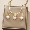 Conjunto de Colar e Brincos Temáticos de Amor Mais Vendido Transfronteiriço, Corrente de Clavícula com Design Único, Acessório Versátil para Vestido de Trabalho, em Estoque