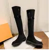 Botas de Caballero de Cuero Gamuzado Hacia Afuera Suela Plana 2026 Tendencia de Temperamento Nuevo Estilo de Otoño Botas de Nieve de Terciopelo Gruesas Versátiles de Caña Alta para Mujer