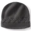 Gorro de cachemira nuevo modelo para otoño e invierno con exquisitos patrones, moderno y cálido, protege los oídos, gorro de punto a prueba de frío