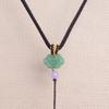 Joyería ajustable de cadena para suéter colgante de jade para el cuello Cristal cera de abeja ágata colgante cadena clavicular suministro multicolor