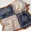 Bufanda de Algodón Lino Seda Espiga de Moda y Versátil con Estampado de Cadena de Alta Gama, Bufanda Decorativa para Cuello, Bufanda para Mujer al por Mayor