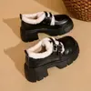 Sapatos de Pelúcia Versáteis Estilo Coreano para Mulheres 2026 Outono/Inverno Novidades Sapatos de Algodão com Veludo Extra Mocassins Quentes de Solado Grosso Pequenos Sapatos de Couro Femininos