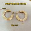 Pendientes de aro sencillos, diseño de pendientes con sentido de nicho, joyería de Yiwu, pendientes con forma de hueso de oreja, pendientes europeos y americanos, lujo ligero, sentido de alta gama.